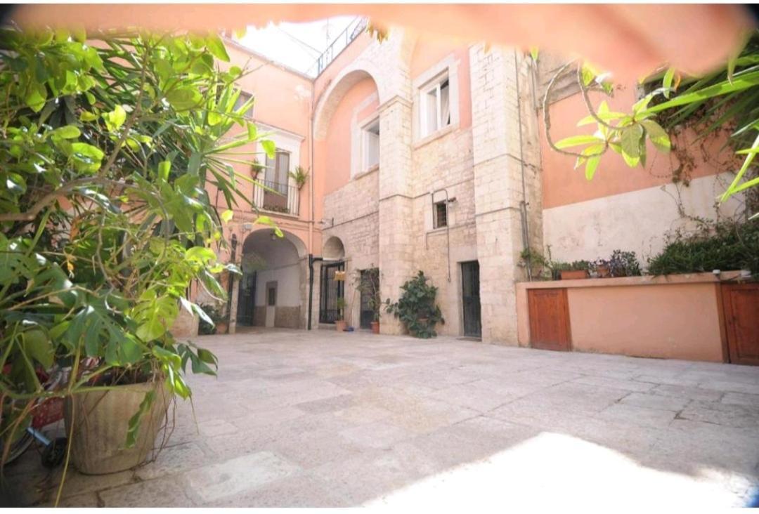 Casa Vacanza Saint Patrick Barletta Exterior foto